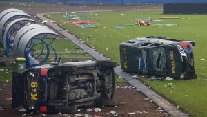 Thumbnail voor Zeker 174 doden bij voetbalrellen in Indonesië