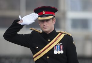 Thumbnail voor Netflix zoekt nog steeds naar jonge prins Harry lookalike voor 'The Crown'