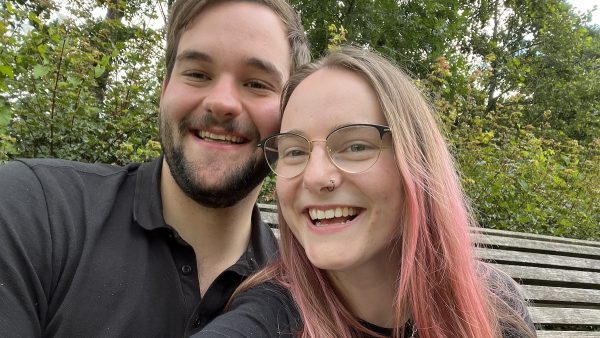 Anniek en Lars vonden elkaar door online daten en geven tips