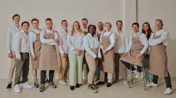 Margot werkte 22 jaar als topchef in Zuid-Afrika, maar voedt ook kinderen met honger: 'Zij zijn de toekomst'