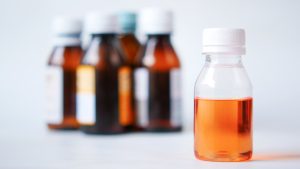 Thumbnail voor 66 kinderen in Gambia vermoedelijk overleden door hoestsiroop, politie begint onderzoek