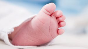 Thumbnail voor Spaanse baby (1) krijgt vijf nieuwe organen van overleden donor