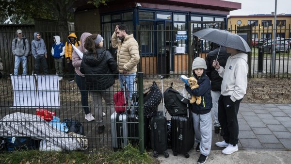 Asielcrisis nog lang niet opgelost: In januari 10.000 plekken tekort