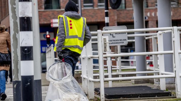 Celstraf leidt bij jongeren tot meer terugval in criminaliteit dan taakstraf