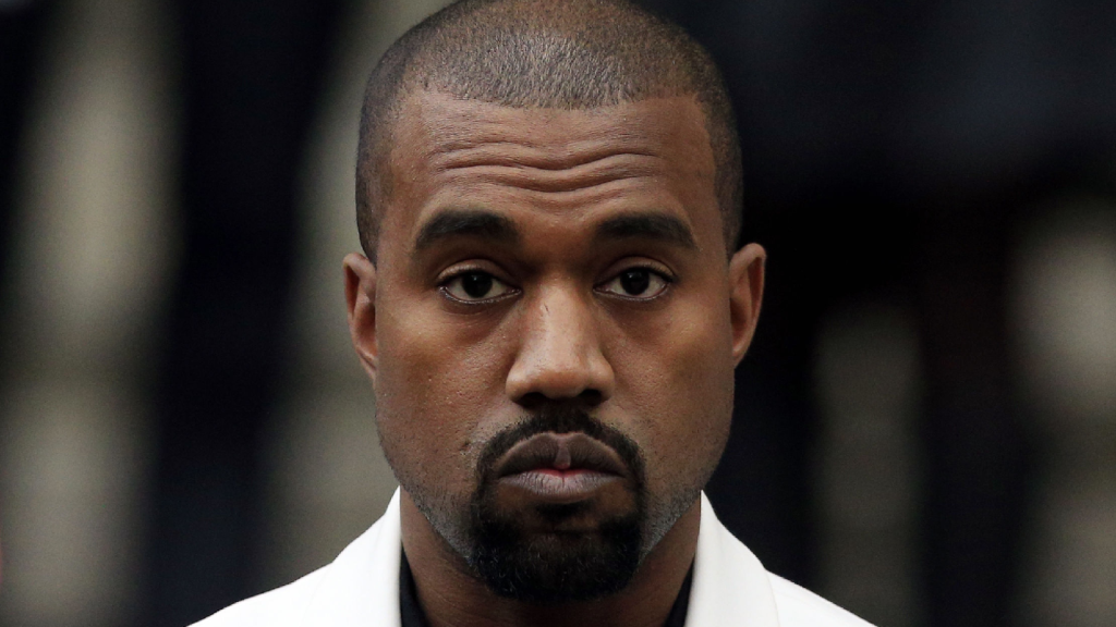 Duurde even: Kanye West maakt eindelijk stappen om de scheiding van Kim Kardashian af te ronden