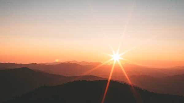 Is een wake-up light dé oplossing om vrolijk je bed uit te springen?