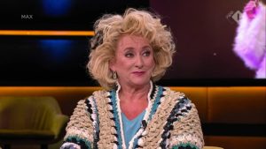 Thumbnail voor Karin Bloemen vertelt in 'Op1' wat ze doet als ambassadrice tegen seksueel geweld: 'Praat erover als slachtoffer'