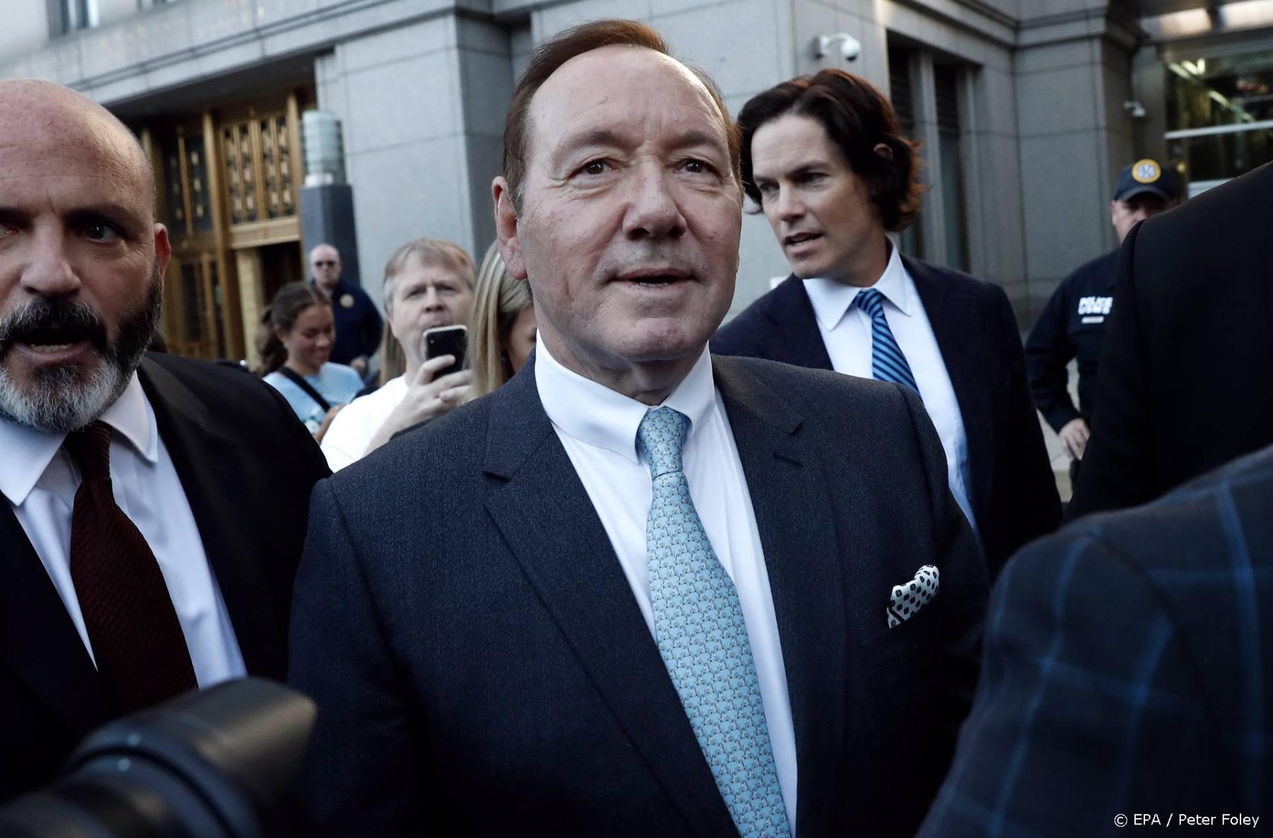 Advocaat vermeend slachtoffer Spacey gelooft ontkenning niet