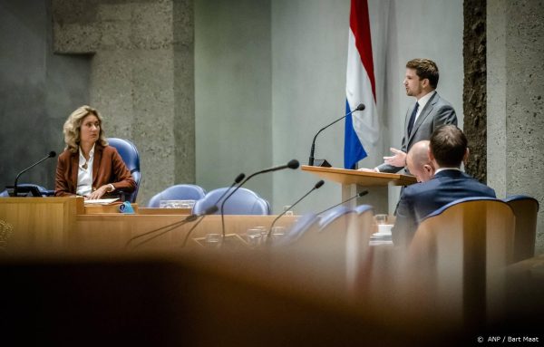 Bergkamp vindt actie FVD ‘ongepast en ongehoord’