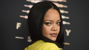 Thumbnail voor Rihanna komt heel snel met nieuwe muziek en nóg meer celebnieuws dat je vannacht hebt gemist