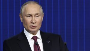 Thumbnail voor Poetin in toespraak: 'Komende decennium gevaarlijkste sinds Tweede Wereldoorlog'