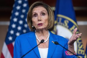 Thumbnail voor Echtgenoot Amerikaanse politica Nancy Pelosi gewond bij gewelddadige aanval op woning