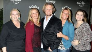 Thumbnail voor Relaties van polyamoreuze Koby Brown uit 'Sister Wives' onder druk door breuk