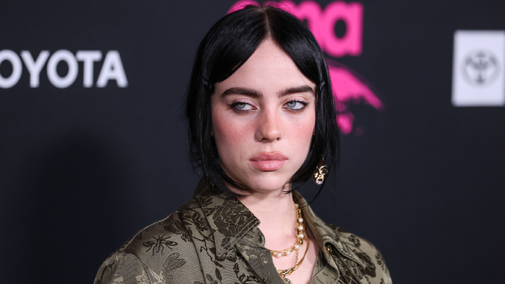 Billie Eilish en Jesse Rutherford hebben een bijzondere Halloween-outfit en nóg meer celebnieuws dat je vannacht hebt gemist