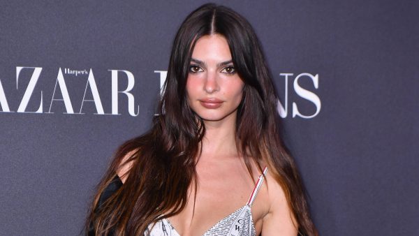 Emily Ratajkowski hetero bi