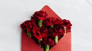 Thumbnail voor Felines (29) ex bedankte haar voor kaart op Valentijnsdag: 'Maar die kwam niet van mij'