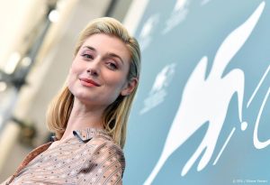 Thumbnail voor Elizabeth Debicki: 'Het publiek weet wel dat 'The Crown' fictie is'