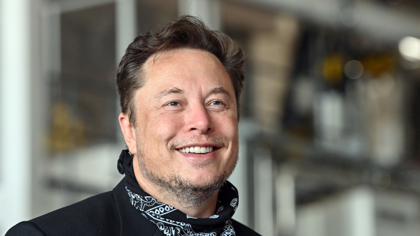 Elon Musk deelt (alweer) een verandering voor Twitter