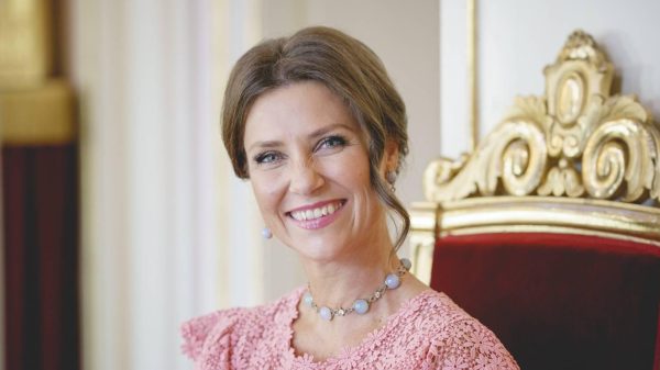 Noorse prinses Märtha Louise legt officiële functies koningshuis neer