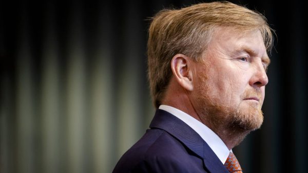 boeren 'Eindbaas' Willem-Alexander op bezoek bij boeren: 'Hoop is op u gevestigd'