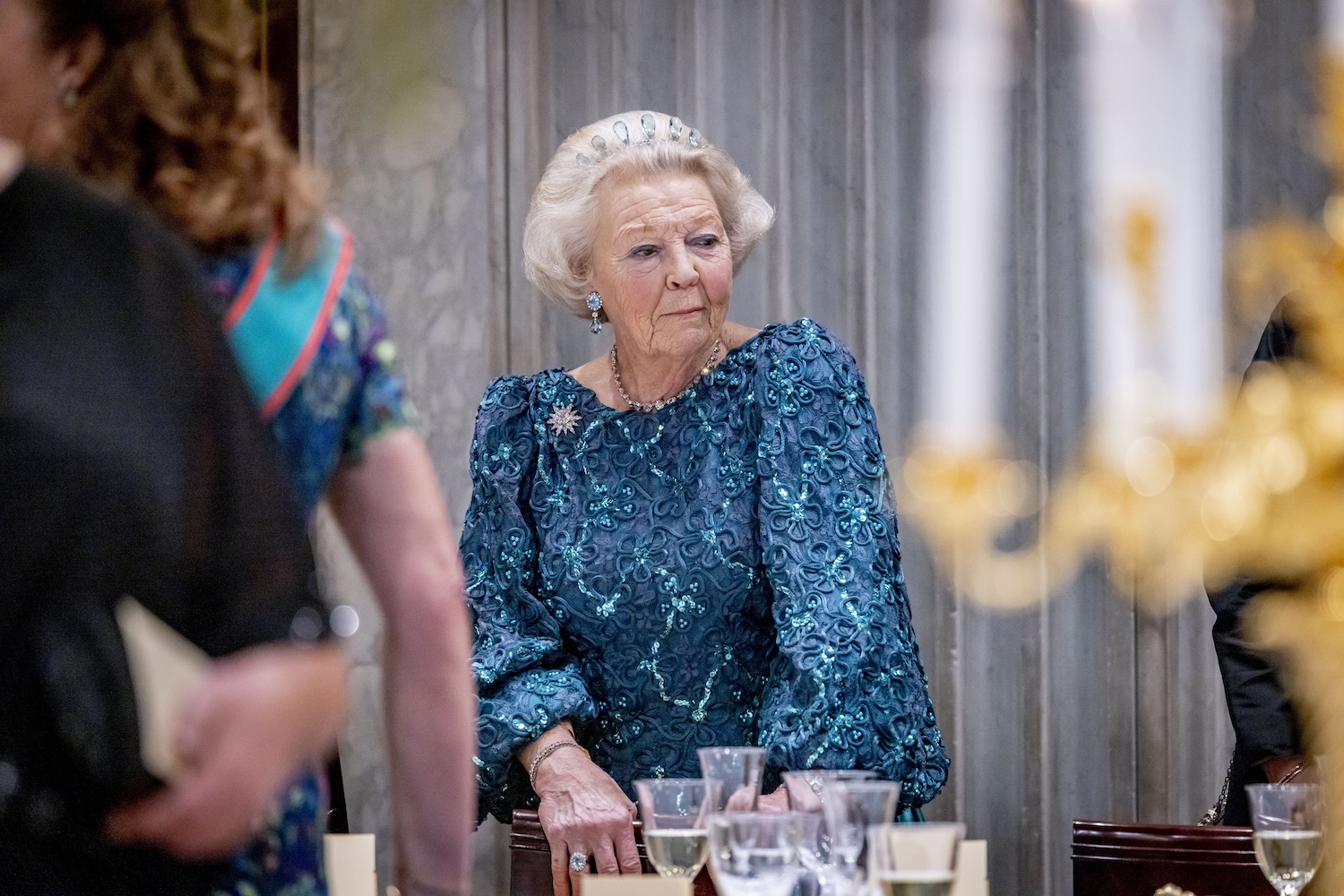 Máxima en Beatrix dragen beiden vintage look uit eigen kast