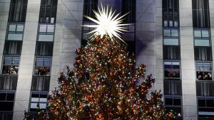 Thumbnail voor Ho ho ho: de beroemdste kerstboom van Amerika staat weer in New York