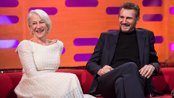 Helen Mirren knutselt T-shirts voor lovers: 'Liam Neeson heeft er ook een'