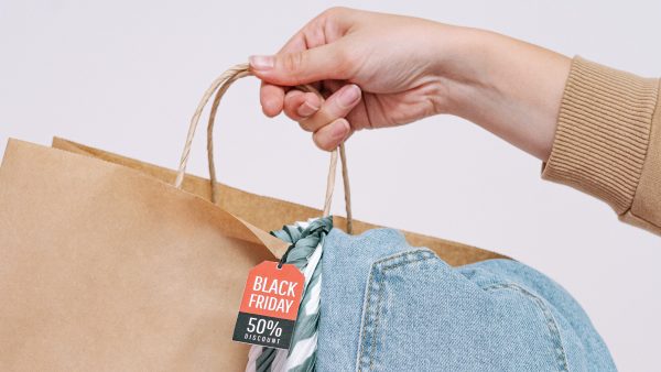 Black Friday tegenbeweging groeit, winkelketens kiezen voor alternatieven