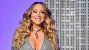 Thumbnail voor Kerstkoningin Mariah Carey over haar liefde voor Kerstmis: 'Ze zeiden: kijk naar haar! Ze is zo'n kerstmeisje'