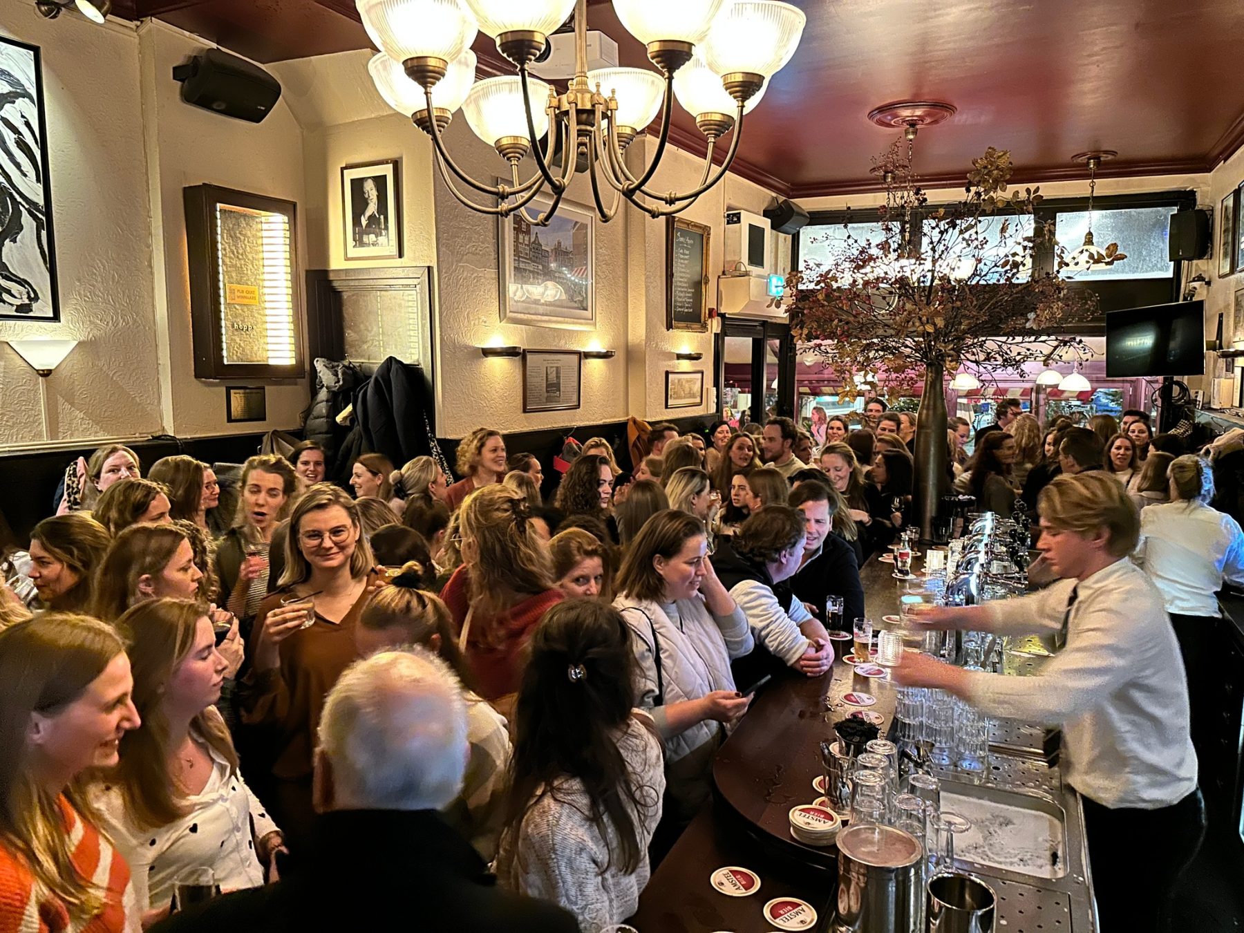 Liesbeth Rasker over haar online (én offline) Instakroeg LINDA.nl