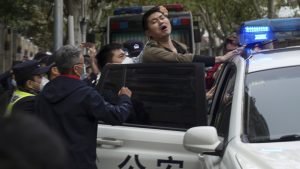Massale protesten in China: 'Dapper en wonderbaarlijk, maar levensgevaarlijk'