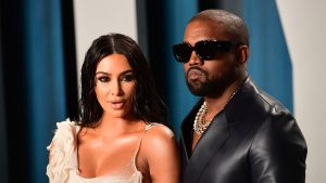 Thumbnail voor Kim Kardashian en Ye West zijn officieel gescheiden (en dit hielden ze er beiden aan over)