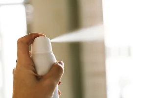 Thumbnail voor Vaarwel zweetoksels: op dít moment van de dag kun je het beste deodorant opdoen