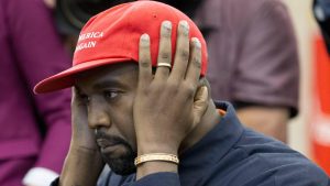 Verwarde Kanye West prijst Adolf Hitler in talkshow