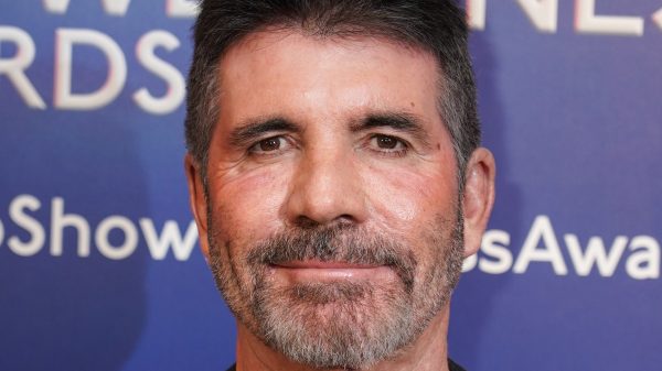 Fans verbaasd over nieuw uiterlijk Simon Cowell: 'Wat heb je gedaan?'