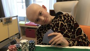 Thumbnail voor Harriet en Arjan verloren hun zoon Sam (14) aan botkanker: 'Geen kind zou dit mogen meemaken'