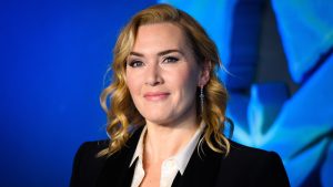 Thumbnail voor Kate Winslet over betalen energiekosten voor ziek meisje (12): 'Op welke planeet laat iemand zoiets gebeuren?'