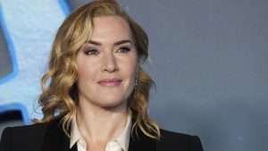 Thumbnail voor Regisseur James Cameron: 'Kate Winslet was getraumatiseerd na Titanic'