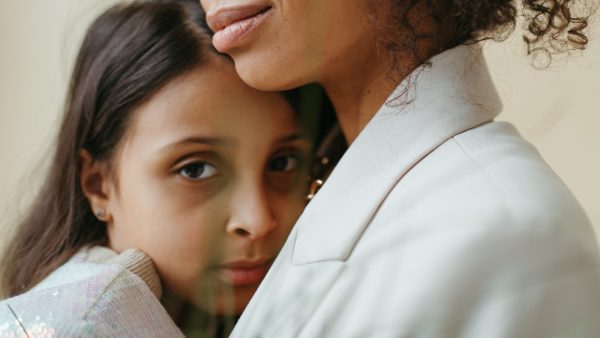 Hanan kan haar dwarse dochter (11) niet aan: Wat doe ik fout?