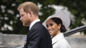 Thumbnail voor Kritiek op ‘misleidende beelden’ in trailers docu Harry en Meghan