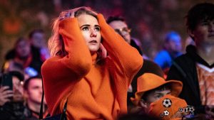 Oranjefan over zijn middelvinger tijdens wk-wedstrijd: 'Het spijt me mam'