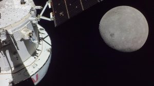 Thumbnail voor Ruimteschip terug op aarde na (nu nog onbemande) proefvlucht naar maan