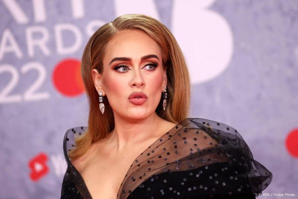 Adele koestert haar vriendinnen: 'Ze zijn beter dan welke man ook'