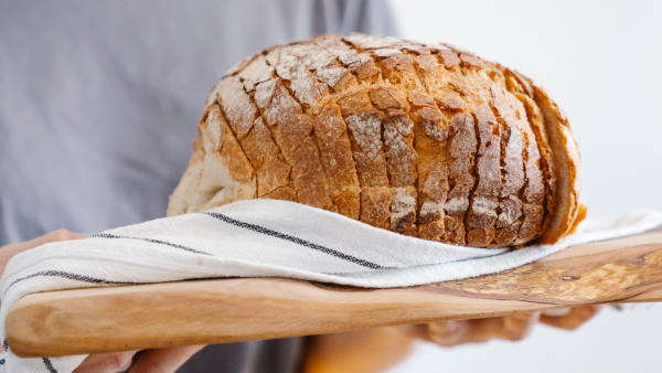 Bakker met voordelig energiecontract stelt oven open voor collega-bakkers