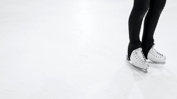 Schaatsbond gaat woensdagochtend natuurijs meten voor eerste marathon