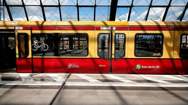 Dronken treinmachinist opgepakt na dollemansrit door Duitsland