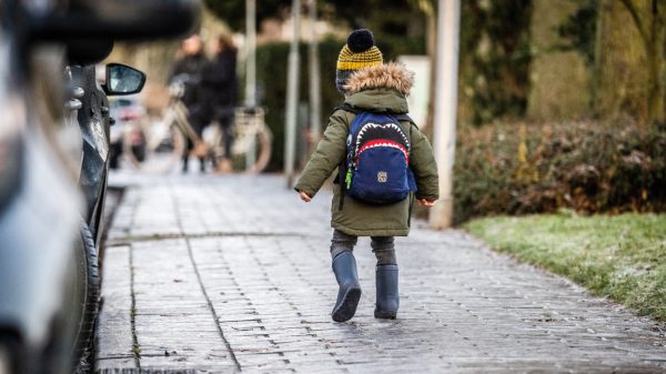 Code geel voor hele land afgekondigd vanwege gladheid: 'Wees extra voorzichtig'