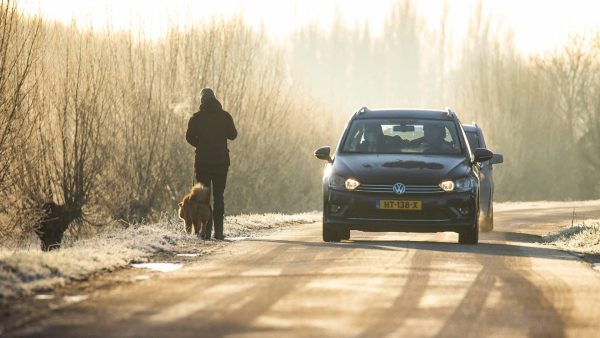 Grote kans op gladheid bij overgang naar zachter weer