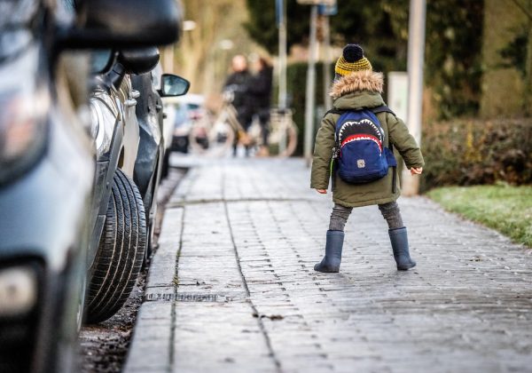 Wederom verraderlijk glad: vanaf einde middag code oranje in hele land