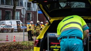 Thumbnail voor Man (24) uit Ridderkerk overleden nadat zwaar vuurwerk in zijn gezicht ontplofte